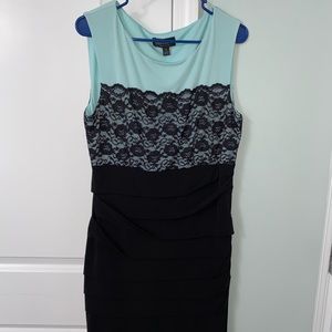 Slimming Teal/Black dress
